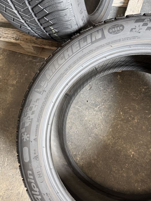 2 anvelope iarna 255/45/19 , Michelin , 6 mm !