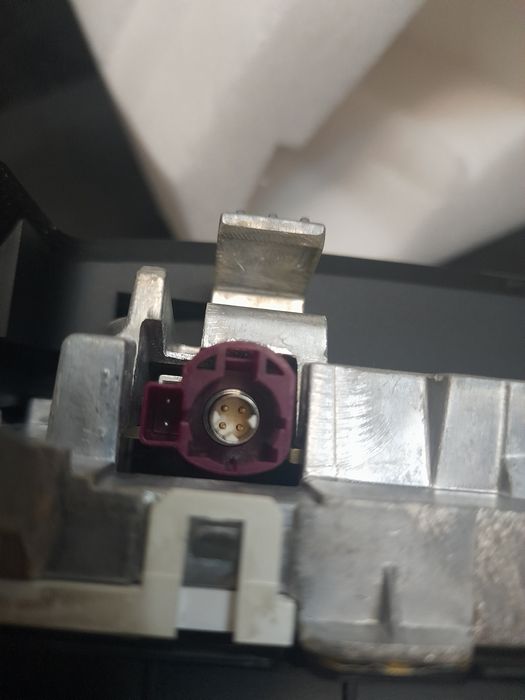 Vând display navigatie bmw f30 lci 2017  entry_nav în stare perfecta