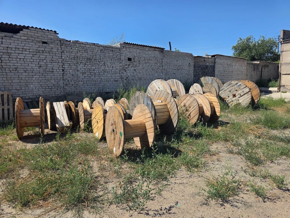 Продам кабельные барабаны разных размеров