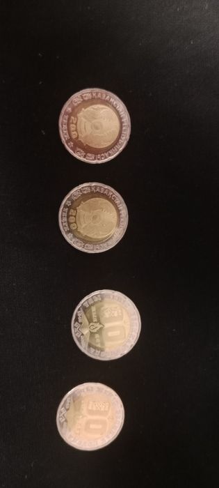 Продам 200 тенге коллекционные 80 лет великой отечественной