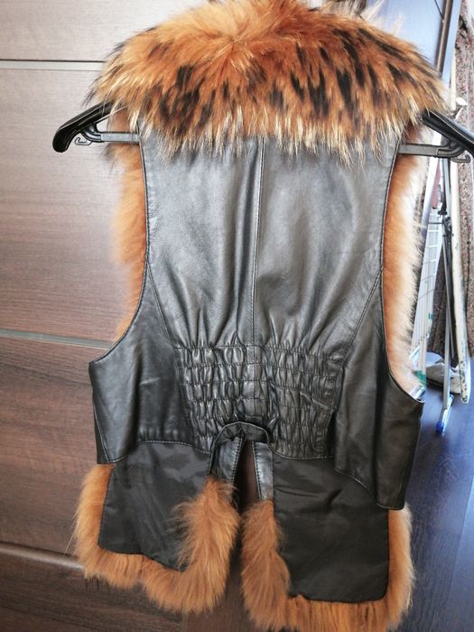 Безрукавка мех натур