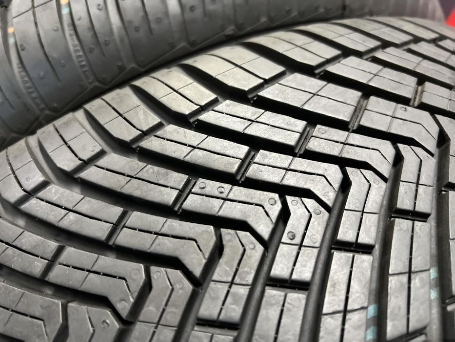 Всесезонни гуми 215/65 R17 Continental