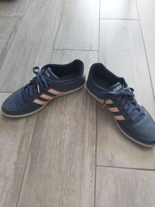 Дамски маратонки Adidas естествена кожа оригинални