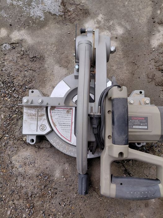 Продам торцовку ,углорез