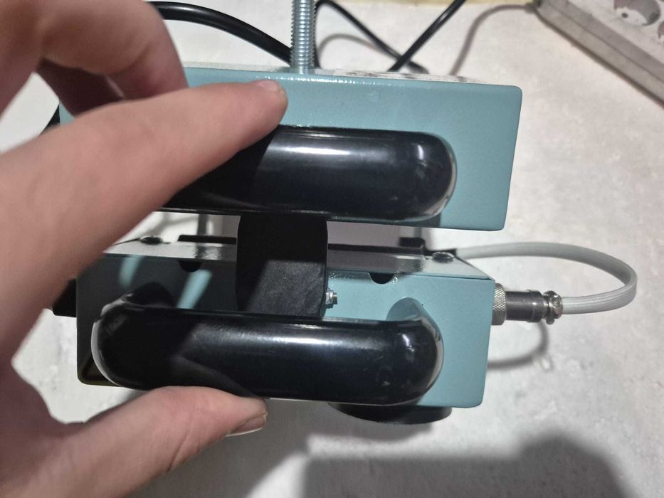 Presă Cani CREWORKS Mini 9-15oz Sublimare Reglabilă - Resigilat