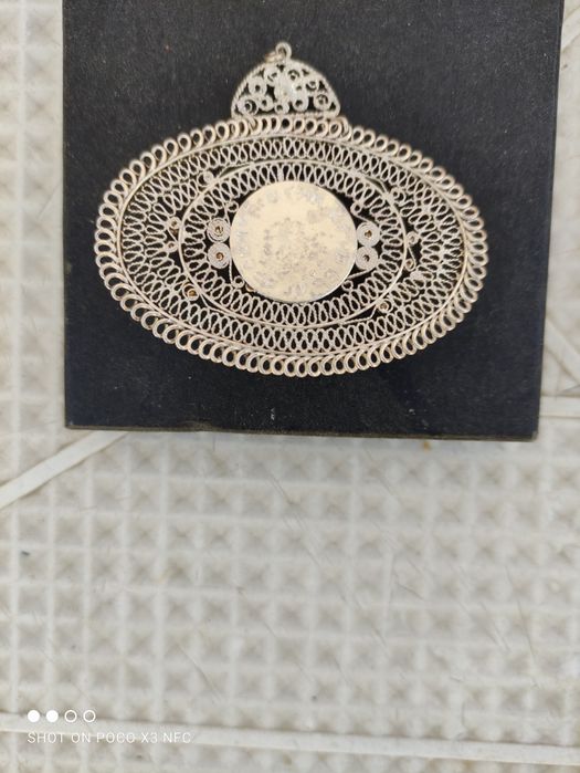 Старо сребърно бижу