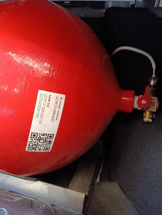 Metan 100tali balon redikturi bilan sotiladi