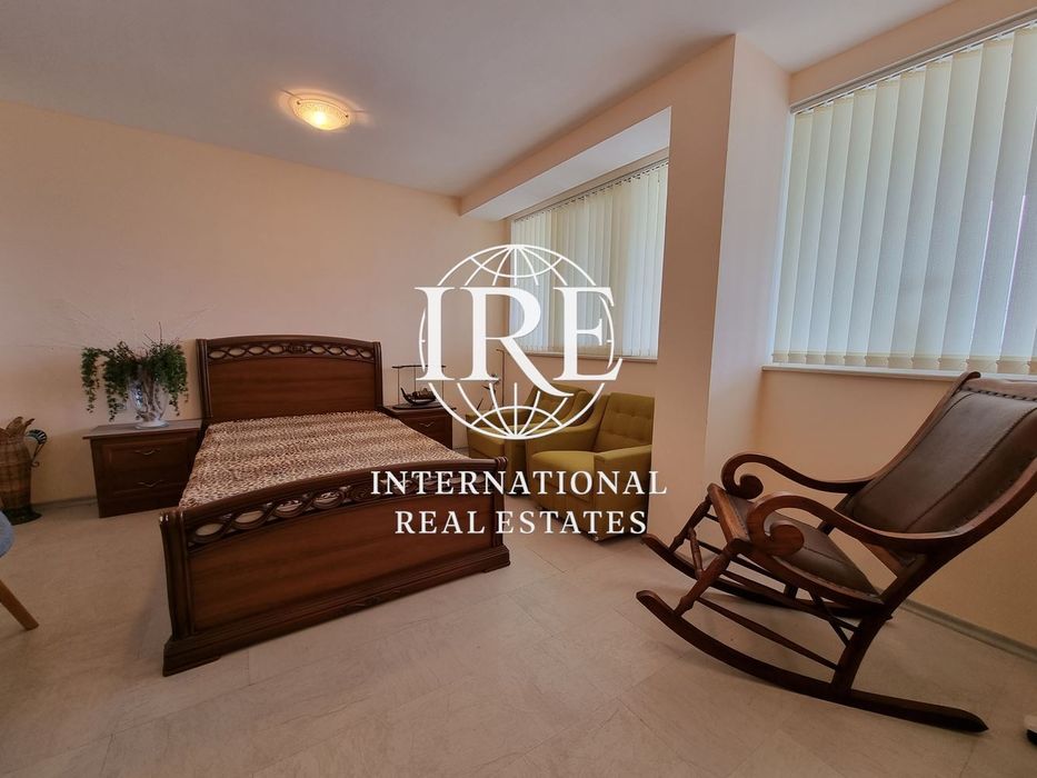 Продава се Къща в Варна, м-т Св. Никола - 500 кв.м за 1980 €/кв.м - Снимка #11
