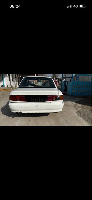 Mitsubachi Lancer 1993