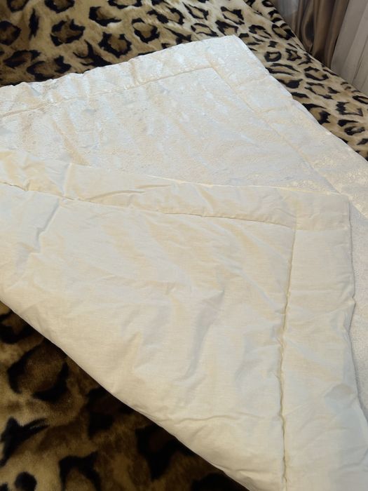 Продам одеяло детское