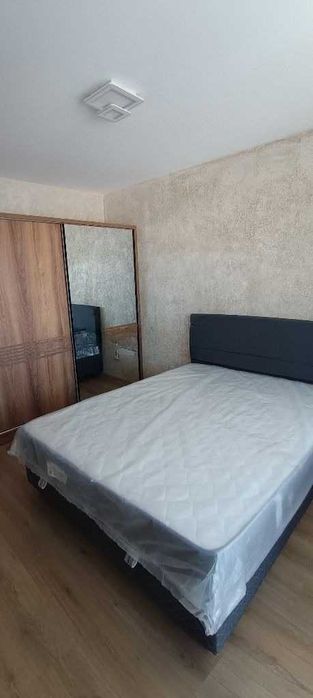 Дава се под наем Двустаен апартамент в Божурище - 72 кв.м за 440 € - Снимка #1
