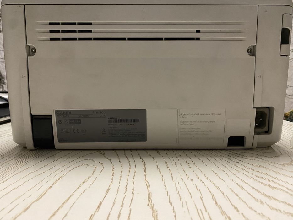 Продаю лазерный принтер Canon F151300, Printer