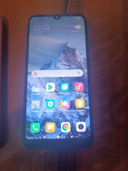 Продам redmi 7. 4/64