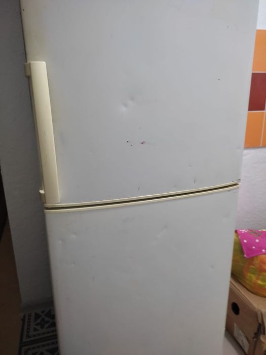 Продам холодильник
