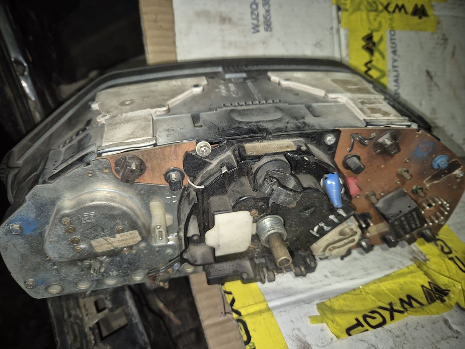 Приборка на w124 и е190 w201