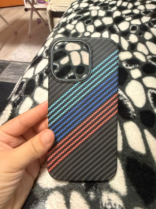 Чехол на Айфон 16Pro