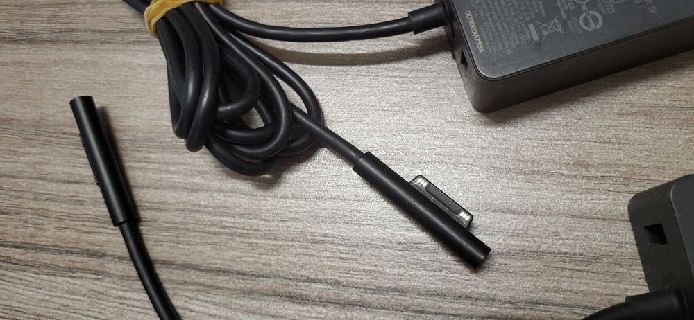 Microsoft Surface 102W 15V 6.33A Charger for  Book 2 1798 1706 Pro 4 +USB Ports