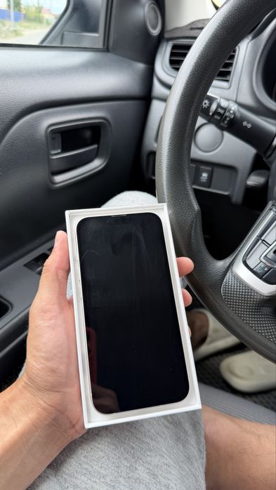 Iphone 13 белый/128гб