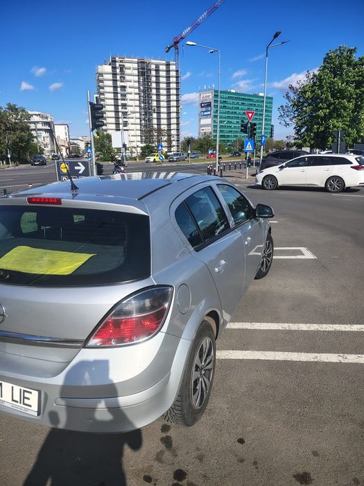 OPEL Astra 2012 — imagine 2