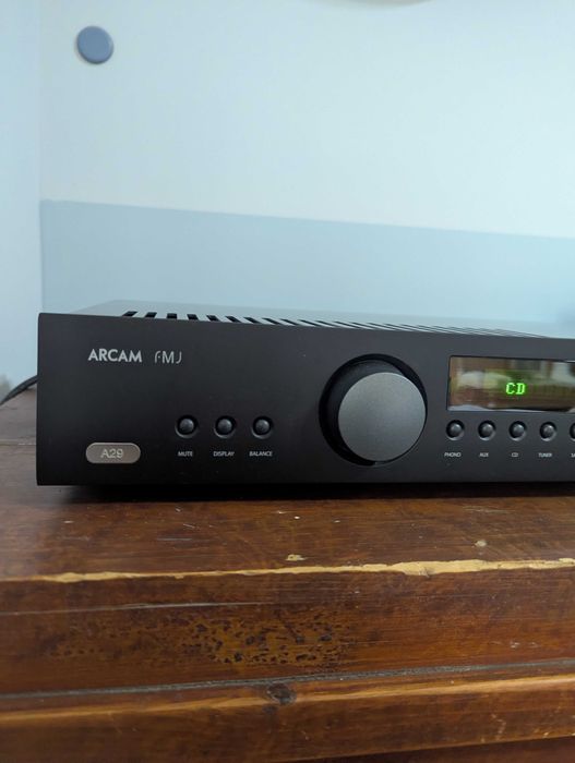 Усилвател Arcam FMJ A29, отлично състояние