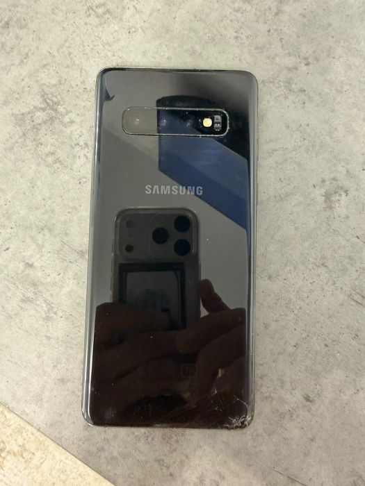 Iphone 11, Samsung galaxy S21FE, galaxy s10