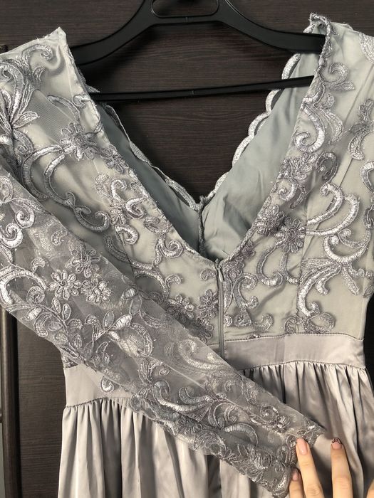 Платье вечернее