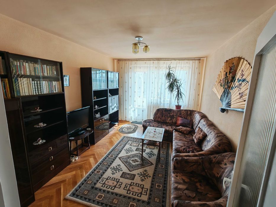 Apartament ultracentral Decebal, parcare,   2 balcoane, caramida, izolat