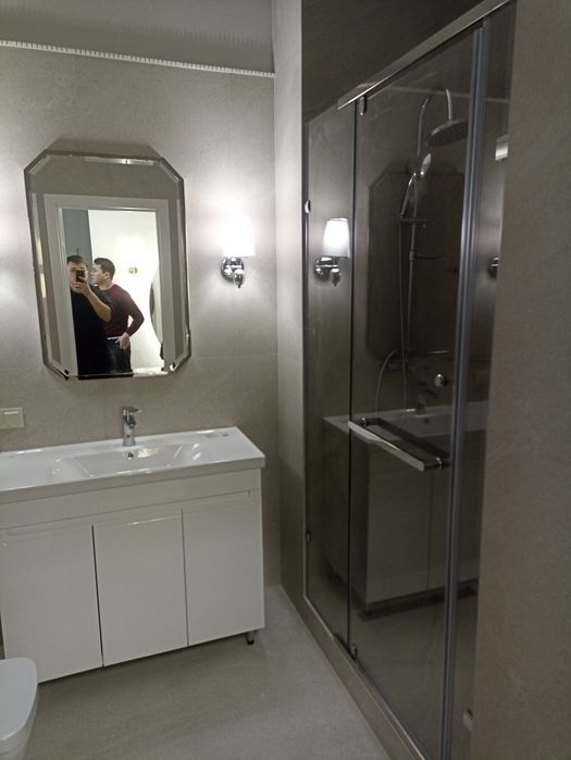 Душевая кабина и Зеркала