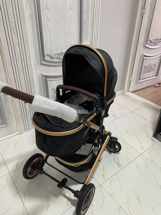 Универсальная коляска