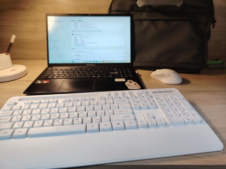 ASUS vivobook amd Ryzen 7