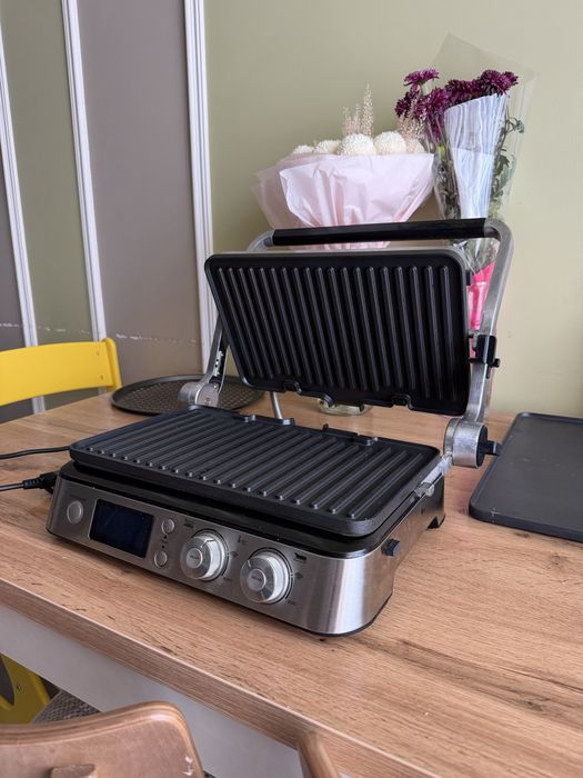 Электрогриль DeLonghi