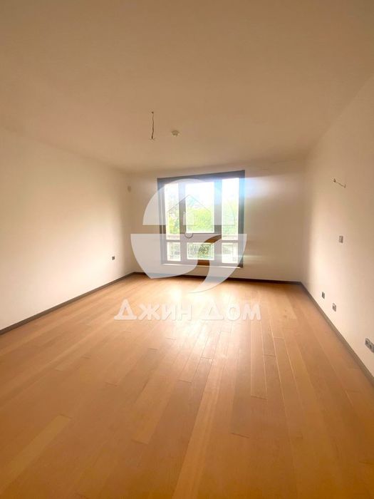 Продава се Тристаен апартамент в к.к. Слънчев бряг - 280 кв.м за 1322 €/кв.м - Снимка #4