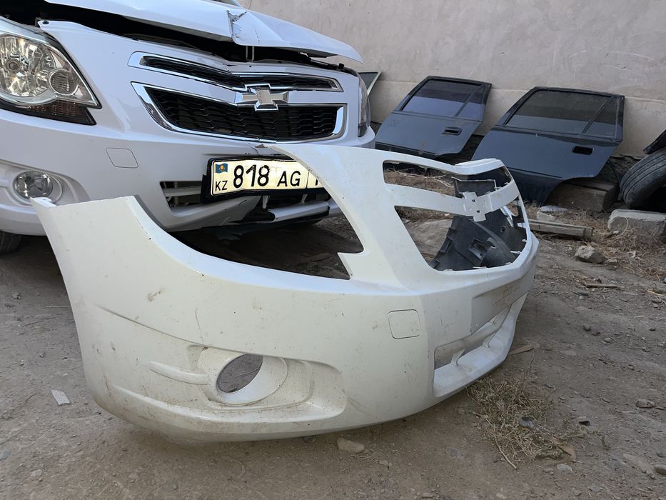 chevrolet cobalt вампер