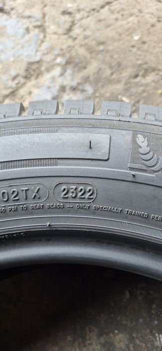 4 anvelope vara ca noi Michelin 215/60/17C,dot 2022 Pret/bucata.