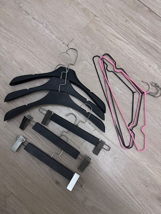 Вешалки плечики для одежды