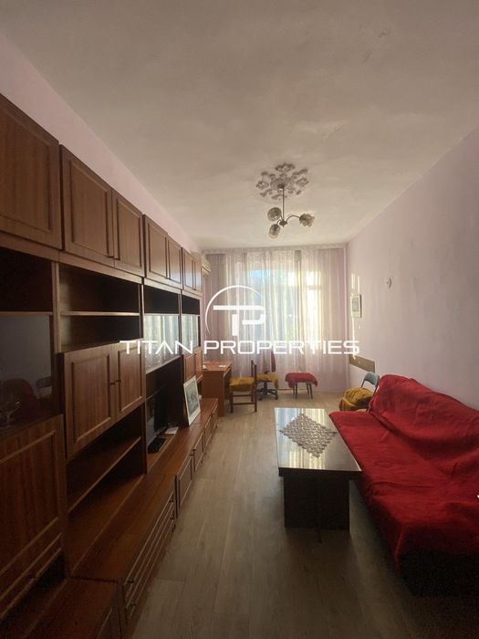 Дава се под наем Тристаен апартамент в Бургас, Център - 60 кв.м за 408 € - Снимка #3