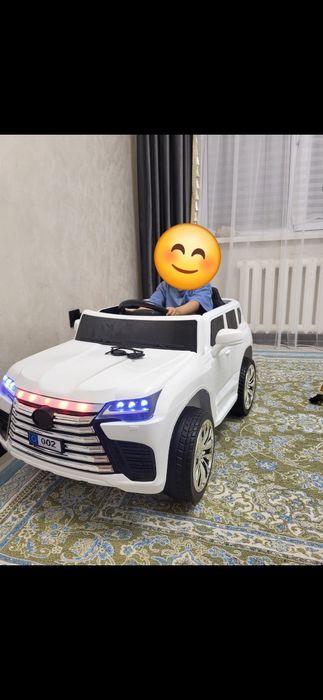 Продам детскую машину