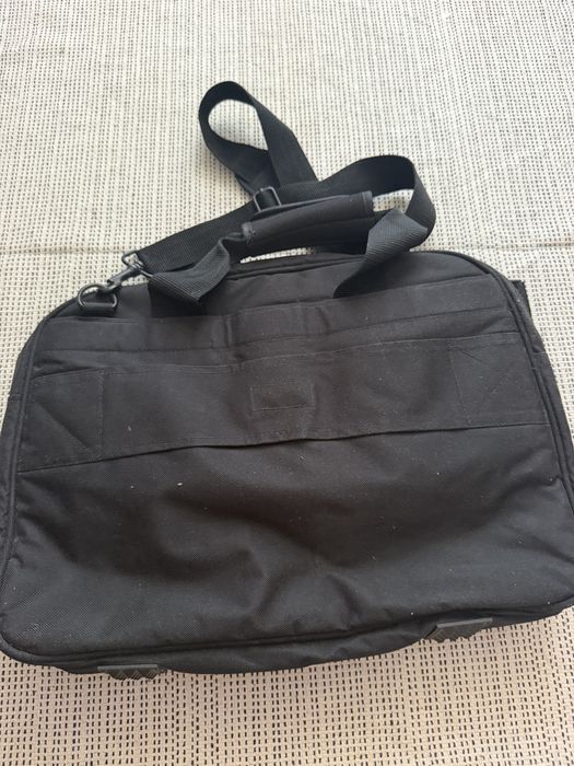 Geanta pentru laptop