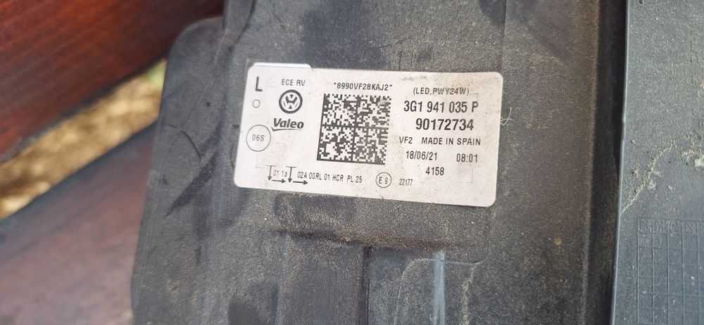Far Passat stanga si dreapta  2021 3G1941035p și 3G1941036P