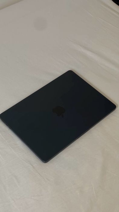 MacBook M3 air