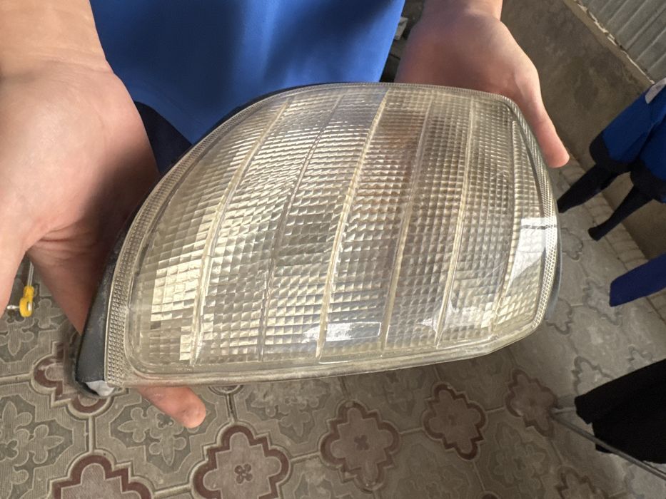 Поворотники w140