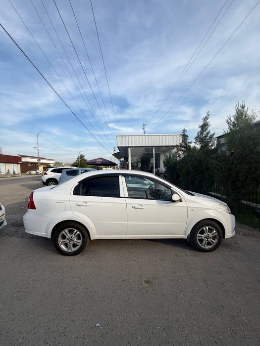 Nexia 2017 йил яхши состаянияда.