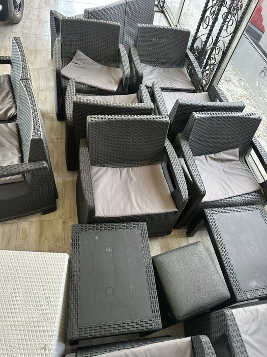 Градински комплект диван 2 стола и маса