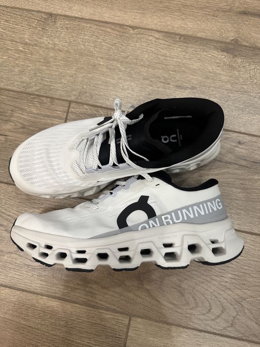 Новые On running