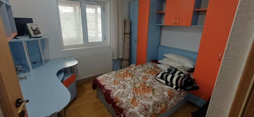 Închiriez apartament 3 camere Valea Lupului