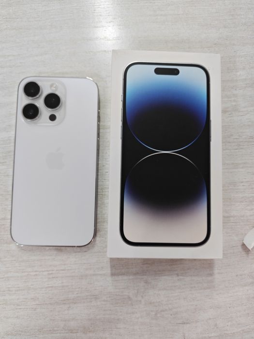 Продам IPhone 14 pro 256