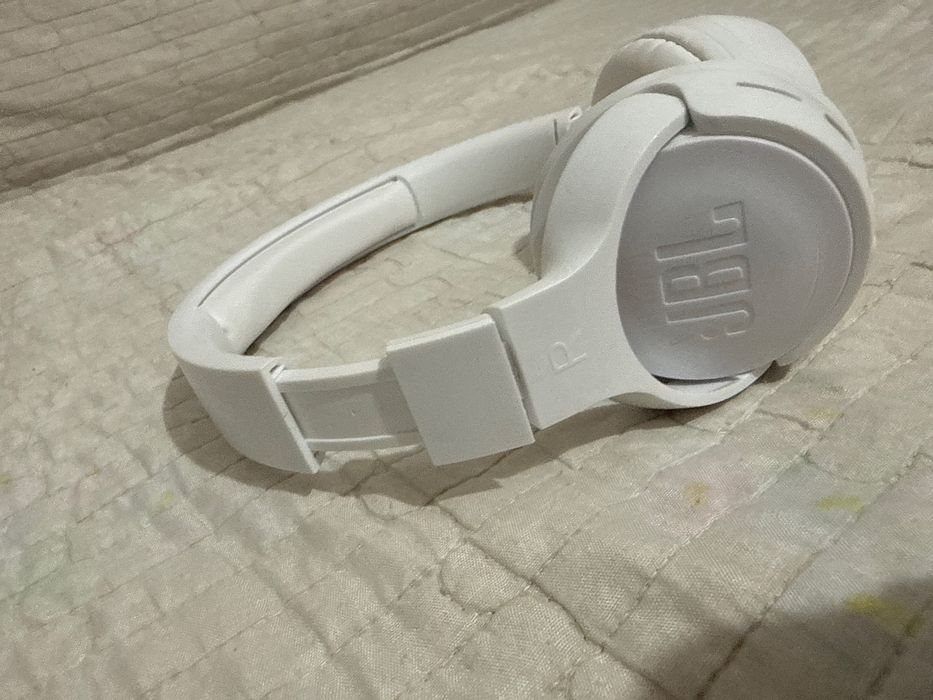 Наушник JBL Tune