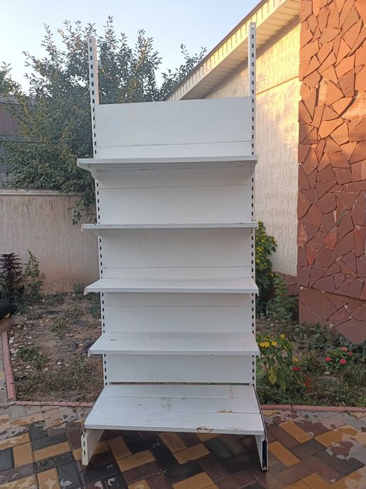 Продам витринные стеллажи