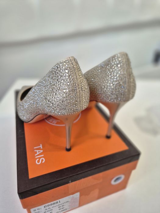 Туфли почти новые