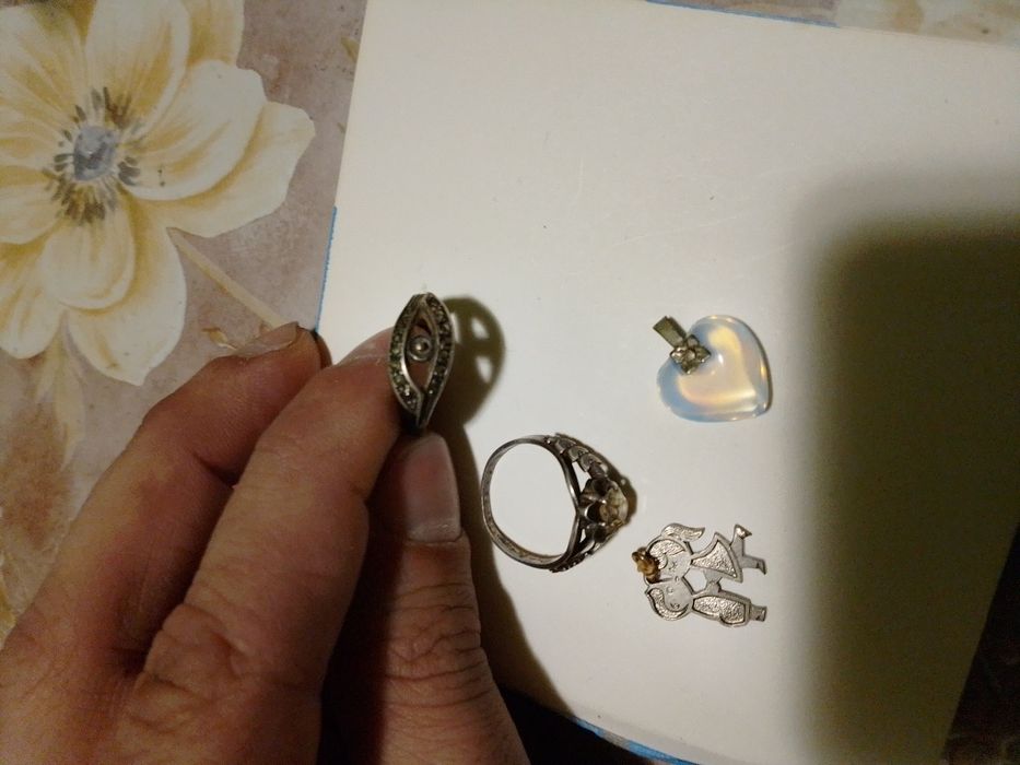 Сребърен пръстен 3х10-камък 875 проба, медальон сърце